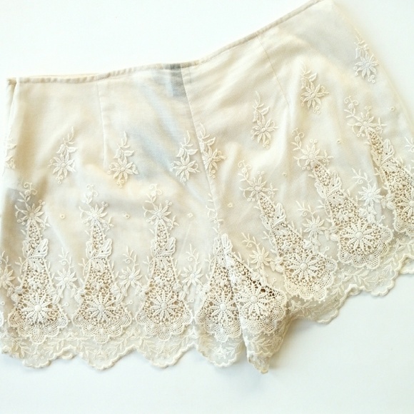 Asos Petite High Waist Lace and Mesh Lined Shorts - Picture 3 of 8